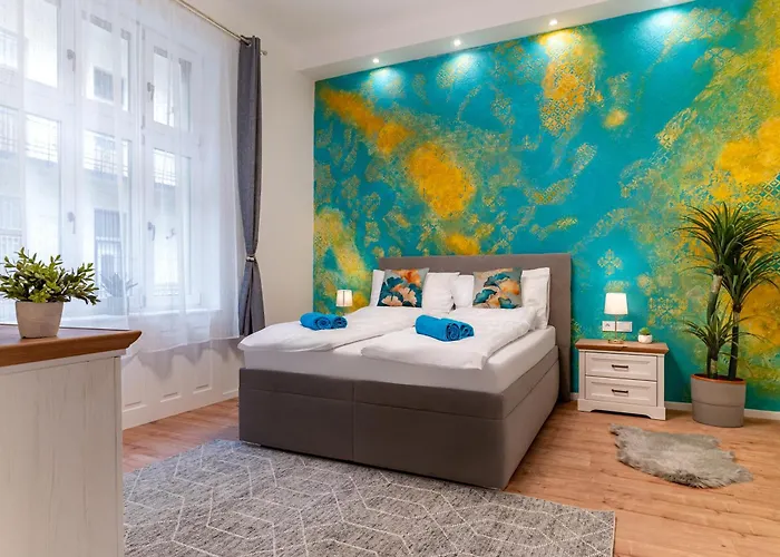 Broadway Street With 3 Bedrooms & 2 Bathrooms Budapest